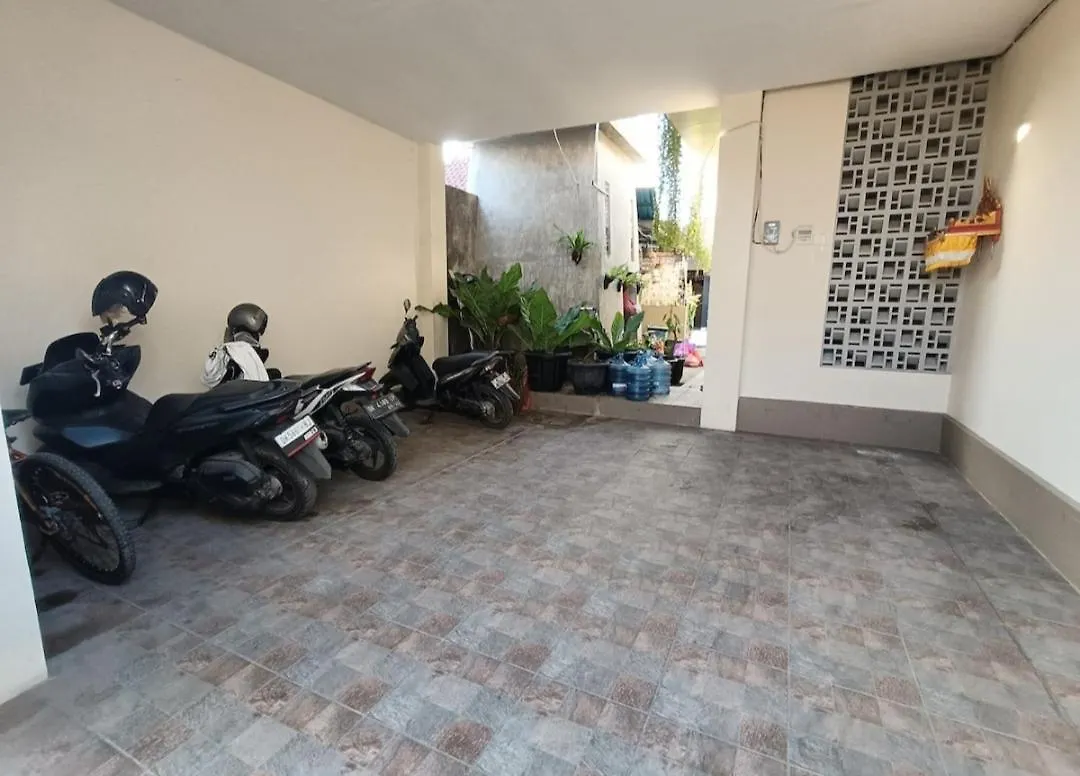 Room Hangtuah Sanur Kuta  Indonesia