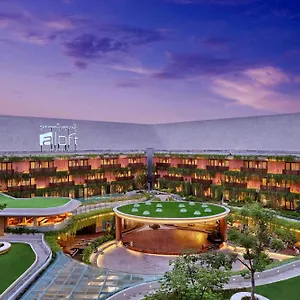 Aloft Bali Kuta At Beachwalk Hotel